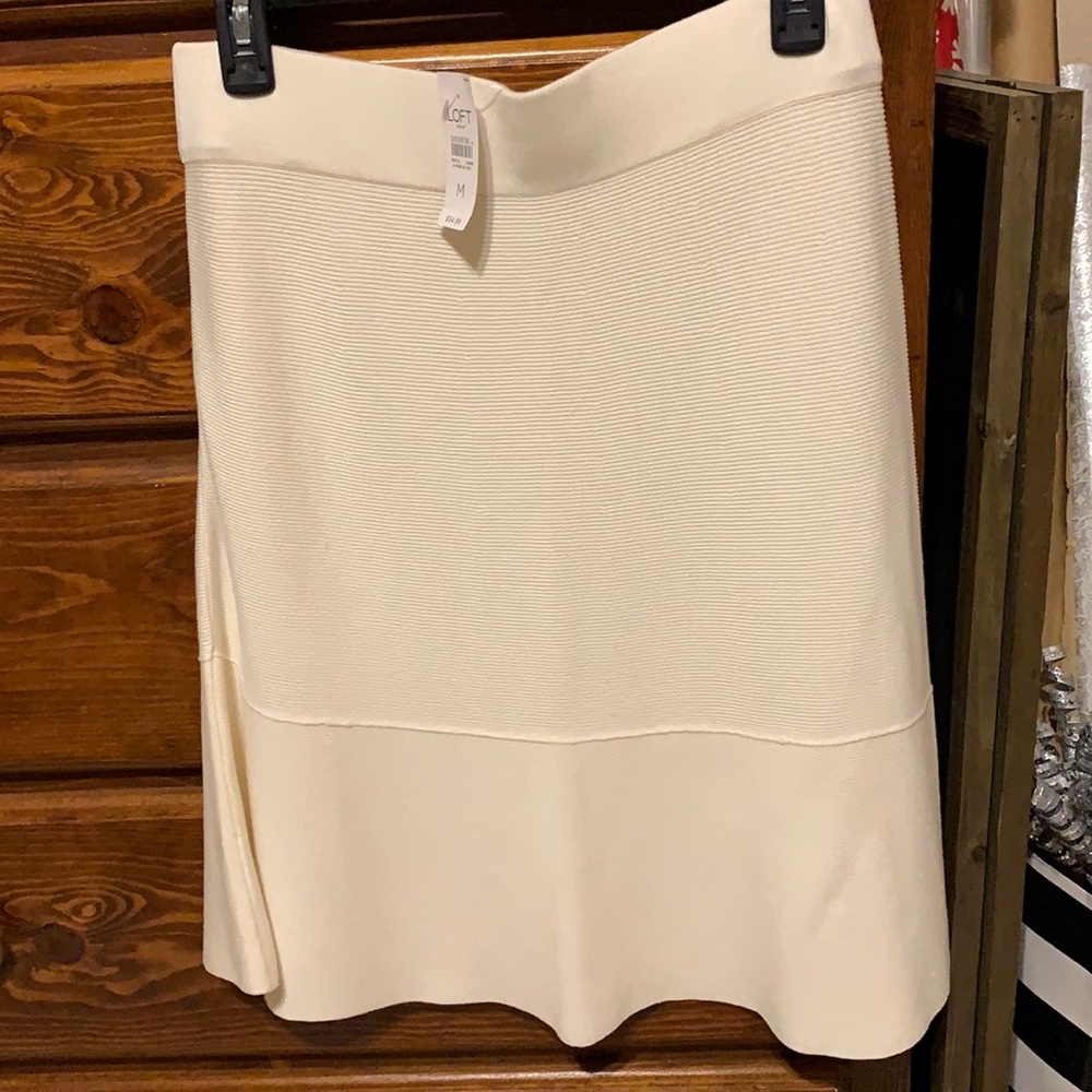 Loft skirt